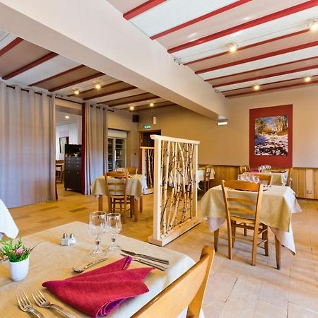 Hotel La Clairiere Chambon-sur-Dolore Экстерьер фото