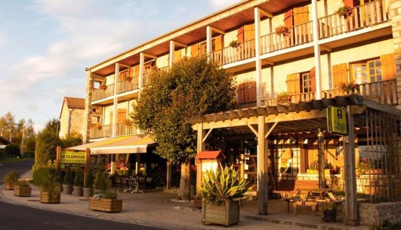 Hotel La Clairiere Chambon-sur-Dolore Экстерьер фото